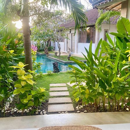 Damai Uluwatu Hotel Luaran gambar